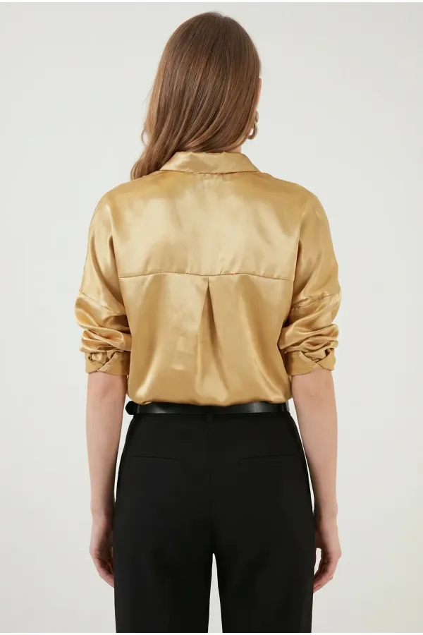Kadın Gold Hafif Dökümlü Saten Yüzeyli Gömlek HZL22W-BD139641