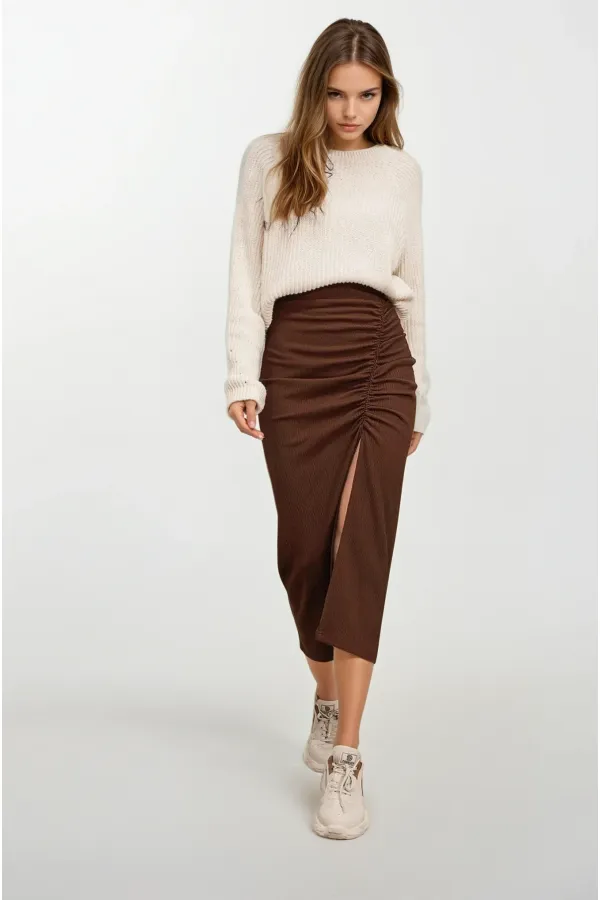 Kadın Kahverengi Beli Lastikli Yırtmaçlı Uzun Etek HZL22S-BD118801