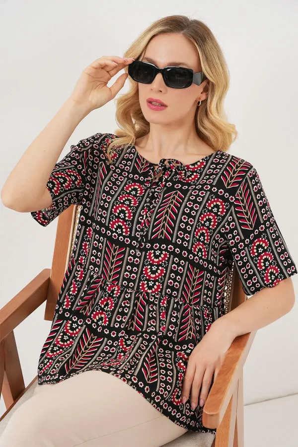 Chemisier à manches courtes à motifs pour femme 969 - Noir