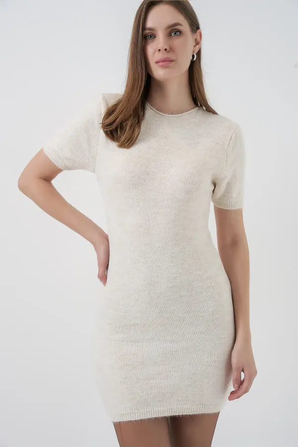 Robe en maille à manches courtes pour femme 15950 - Crème