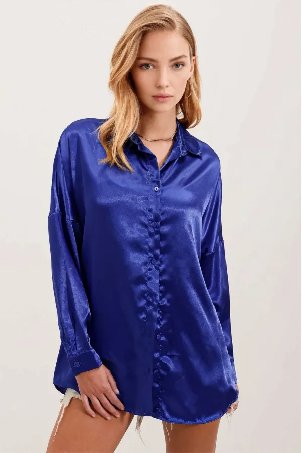 Chemise fluide oversize bleu vif satinée pour femme HZL23S-BD139851