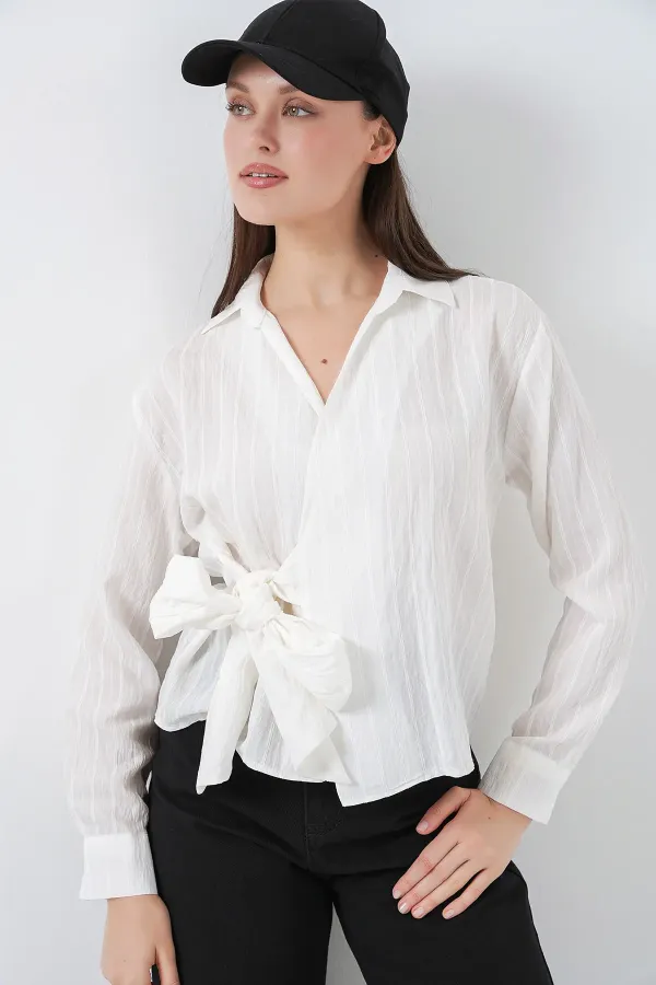 Chemise rayée à nouer sur le devant pour femme 20362 - Écru