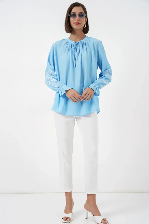 Women's Embroidered Knitted Blouse 941 - Blue