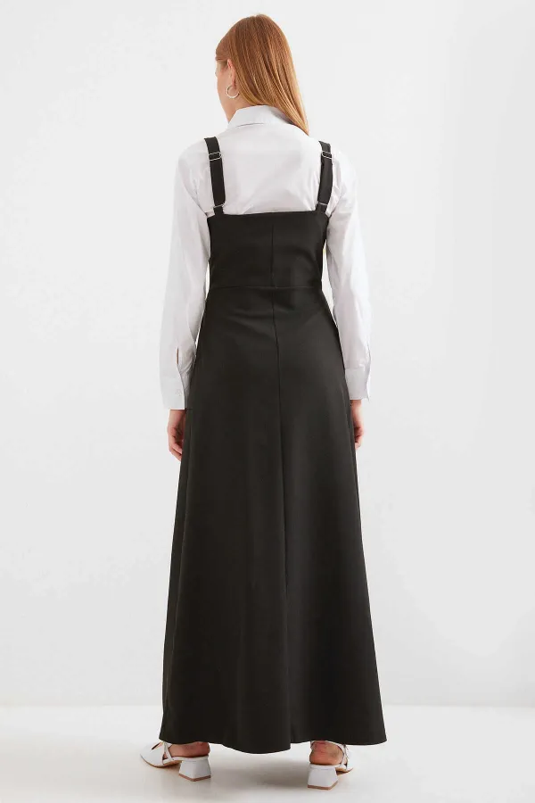 Kadın Siyah Askılı Düğme Detaylı Cepli Kuşaklı Uzun Elbise HZL24S-BD124901