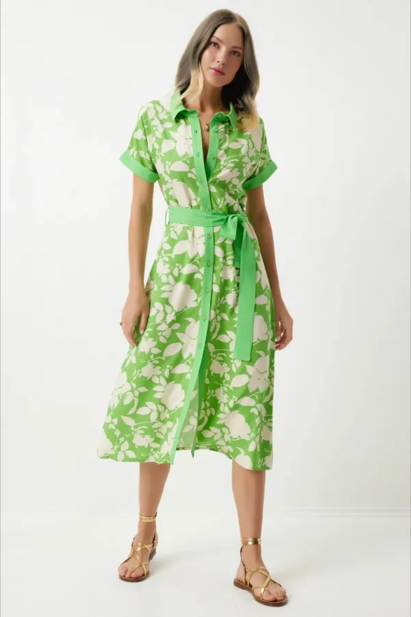 Kadın Yeşil Krem Kuşaklı Çiçek Desenli Düğmeli Yazlık Viskon Elbise HZL24S-BD124551