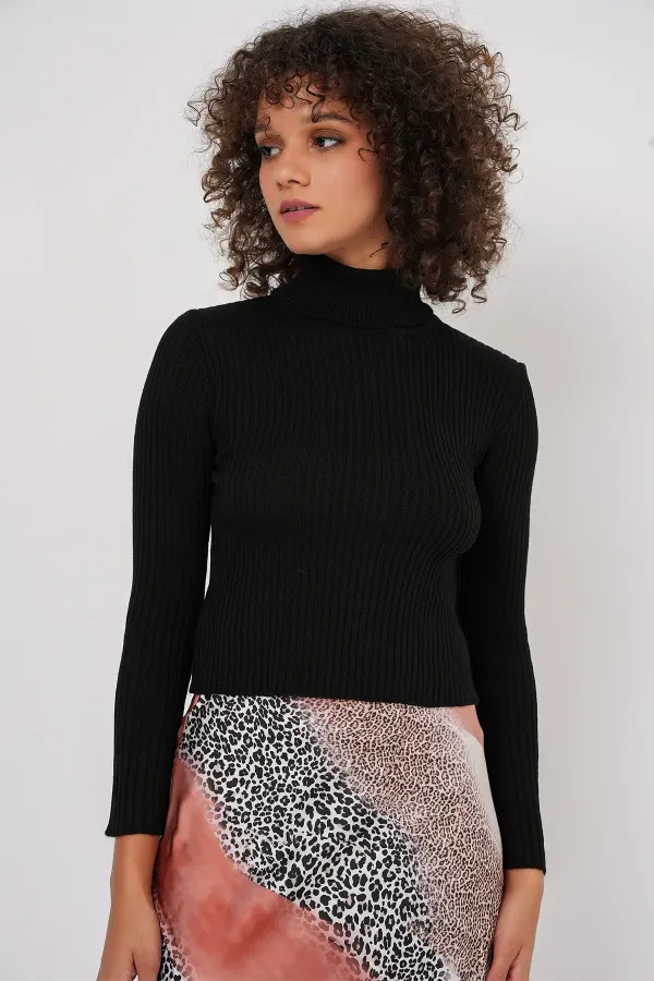 15896 Boğazlı Triko Kazak - Siyah