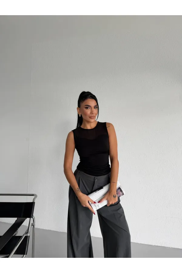 Kadın Siyah Kolsuz Likralı Tül Detay Sandy Bluz HZL26W-FRY123721