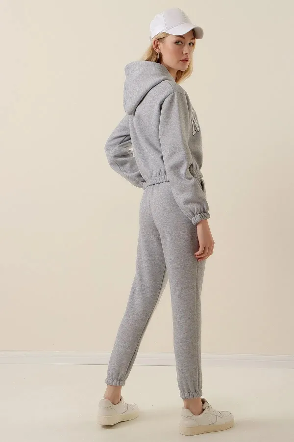 Women's Gray Hooded Printed Polar Fleece Top Crop Top with Underwire Tracksuit Set HZL23W-BD1553971