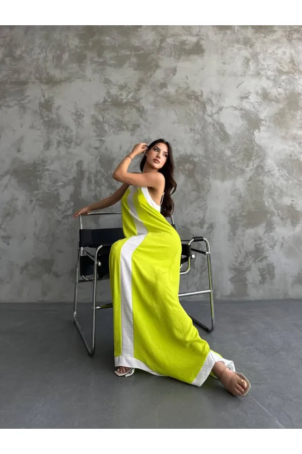 Kadın Fıstık Yeşili Beyaz Detaylı Asimetrik Kesim V Yaka İp Askılı Elbise HZL24S-MJ113041