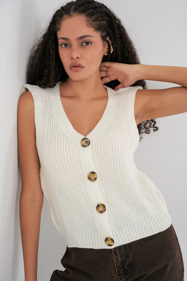 Gilet court boutonné en maille - Écru 15881
