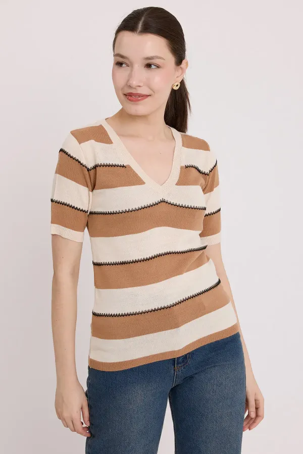 Chemisier rayé crème biscuit à manches courtes pour femme 15869