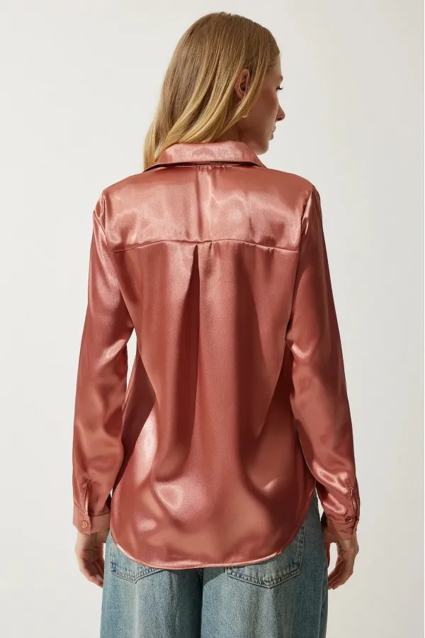 Kadın Tarçın Hafif Dökümlü Saten Yüzeyli Gömlek HZL22W-BD139641