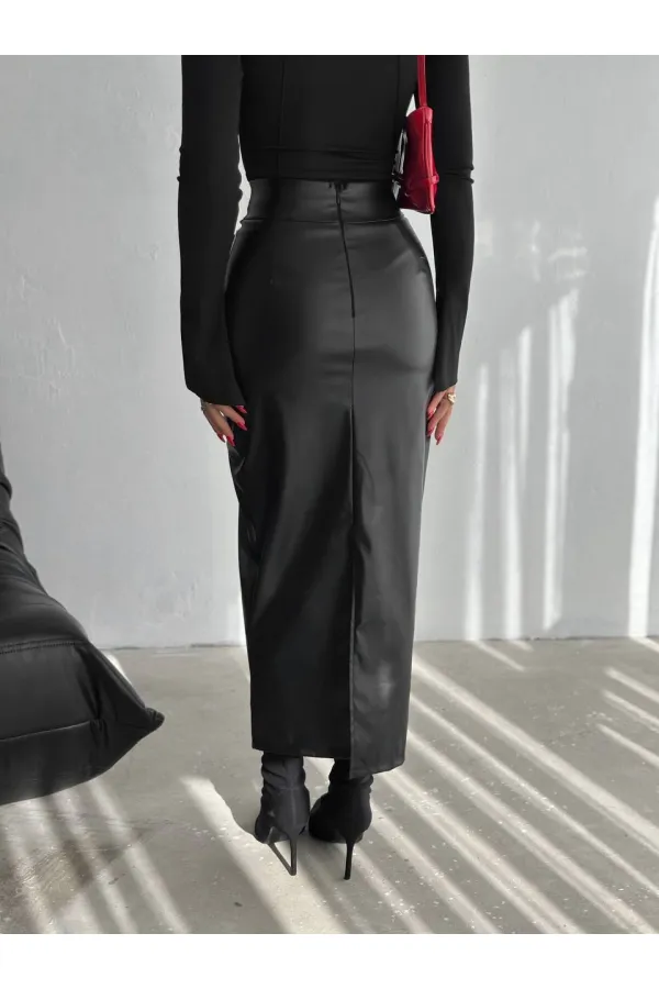 Kadın Siyah Arkadan Yırtmaçlı Fermuarlı Cepli Kalem Etek HZL25W-FRY122431