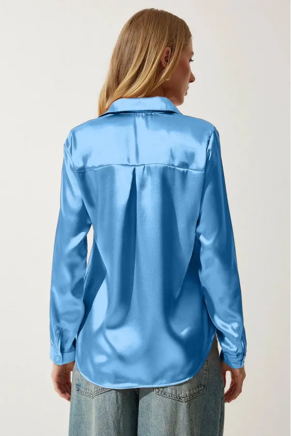 Kadın Buz Mavisi Hafif Dökümlü Saten Yüzeyli Gömlek HZL22W-BD139641