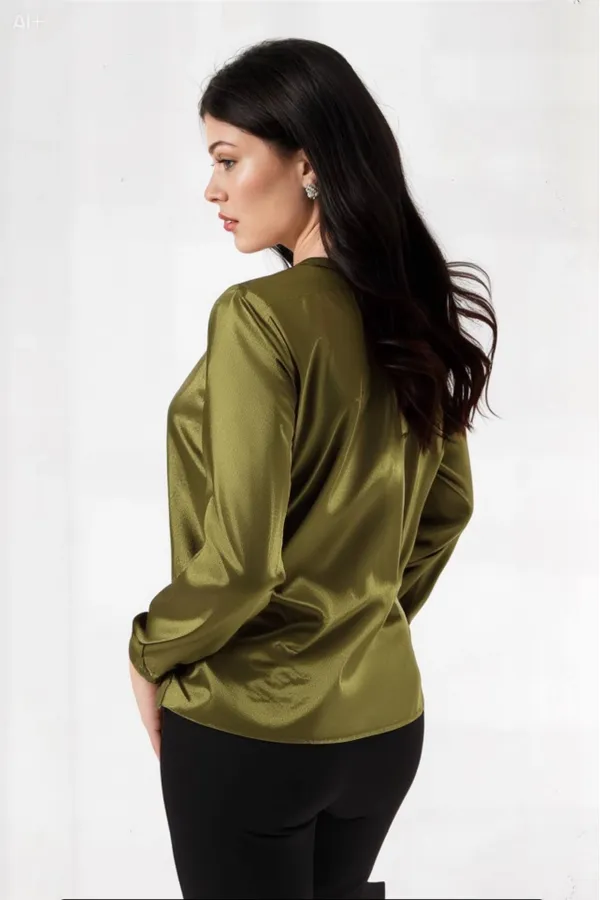 Kadın Yağ Yeşili Hafif Dökümlü Saten Yüzeyli Gömlek HZL22W-BD139641