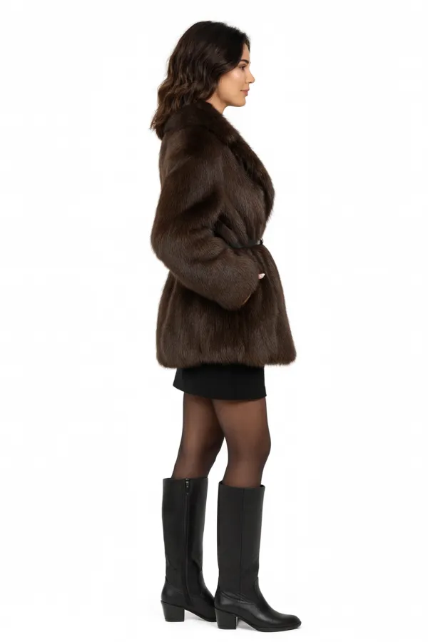 Manteau en fourrure peluche marron pour femme, doublé et détaillé, avec ceinture HZL25W-BD191561