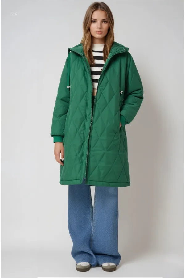 Kadın Zümrüt Yeşili Kapitone Uzun Şişme Mont HZL22W-BD151381