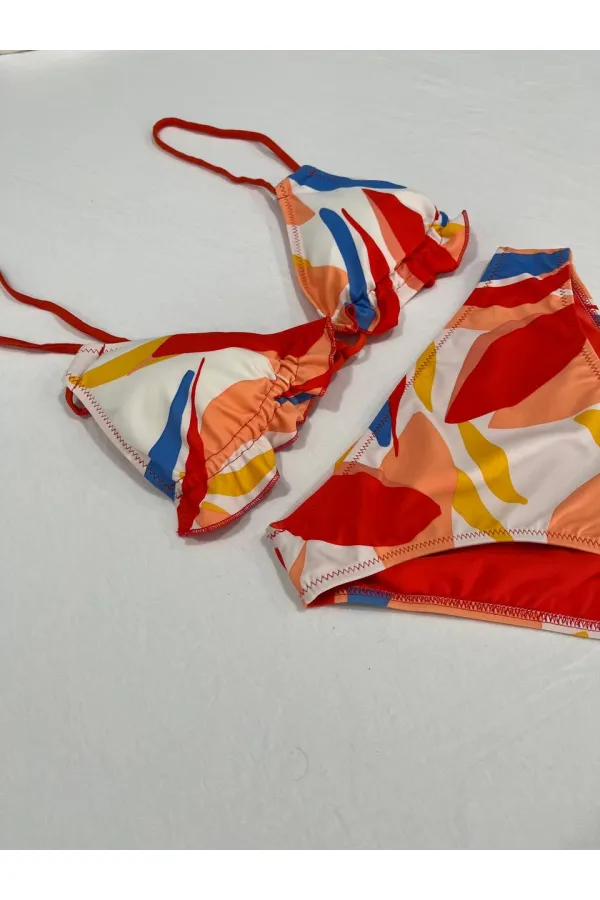 Kadın Çok Renkli Tropikal Desenli Astarlı Üçgen Bikini Takım HZL25S-AR1616