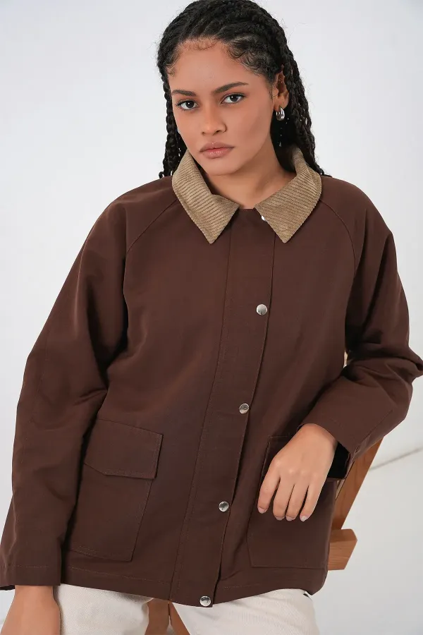 Veste oversize pour femme avec poches décoratives 5973 - Marron