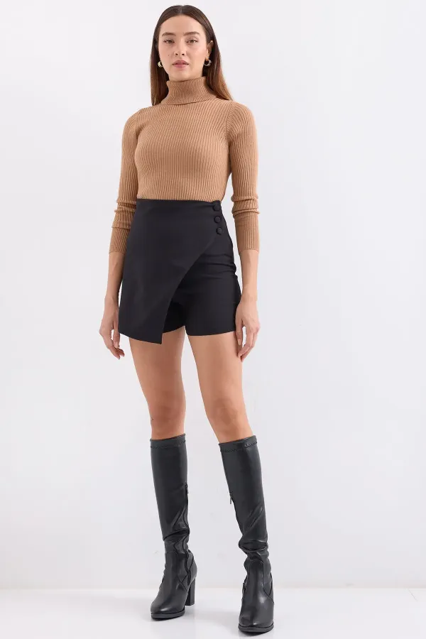 Pull à col roulé en maille beige 10311