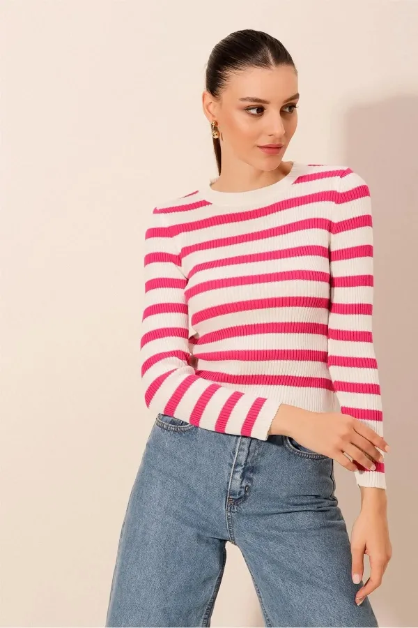 Pull ras du cou rayé rose pour femme HZL24W-BD1101331