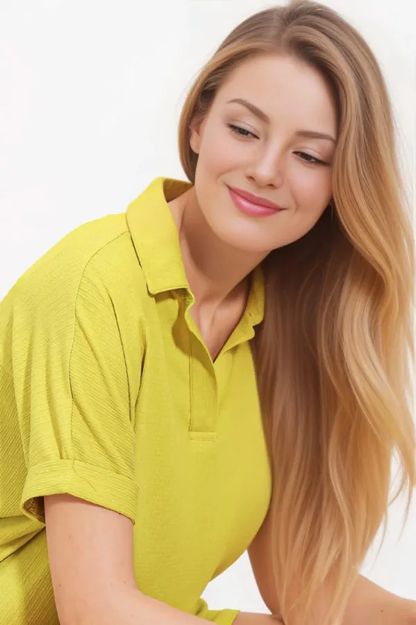 Kadın Fıstık Yeşil Polo Yaka Geniş Kesim Örme Bluz HZL24S-BD104861