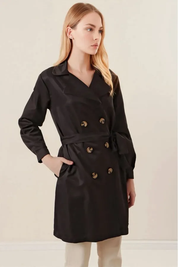 Trench-coat court noir à double boutonnage pour femme, non doublé, confortable et de saison, avec ceinture (HZL23S-BD158641)
