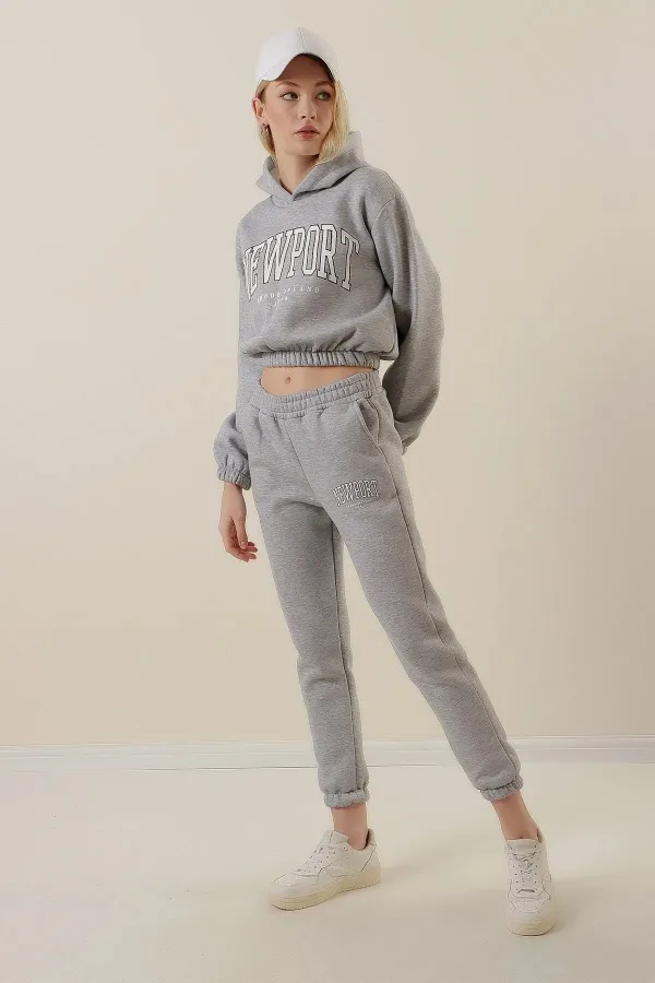 Women's Gray Hooded Printed Polar Fleece Top Crop Top with Underwire Tracksuit Set HZL23W-BD1553971
