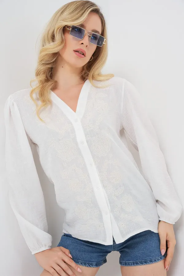 Women's Embroidered Long-Sleeve Blouse 963 - Cream