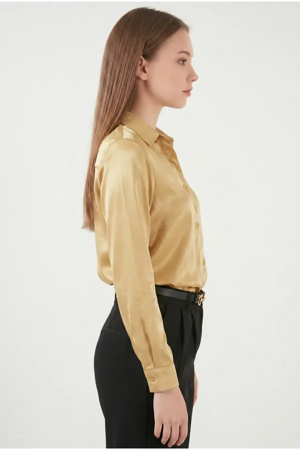 Kadın Gold Hafif Dökümlü Saten Yüzeyli Gömlek HZL22W-BD139641
