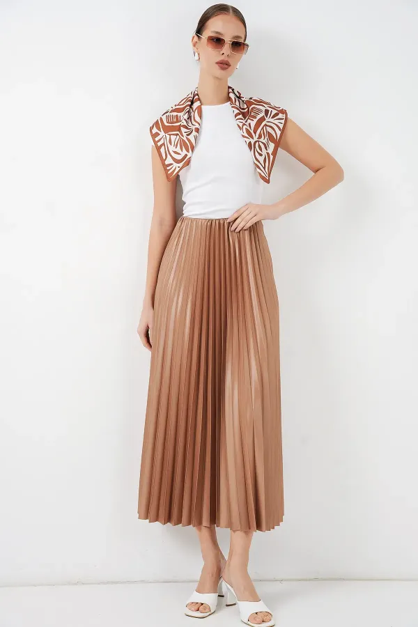 Jupe plissée aspect cuir 8009 - Camel