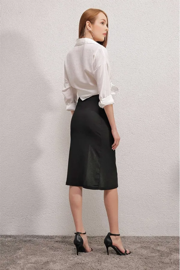 Kadın Siyah Yırtmaçlı Püskül Taşlı Beli Lastikli Uzun Etek HZL24S-BD118901