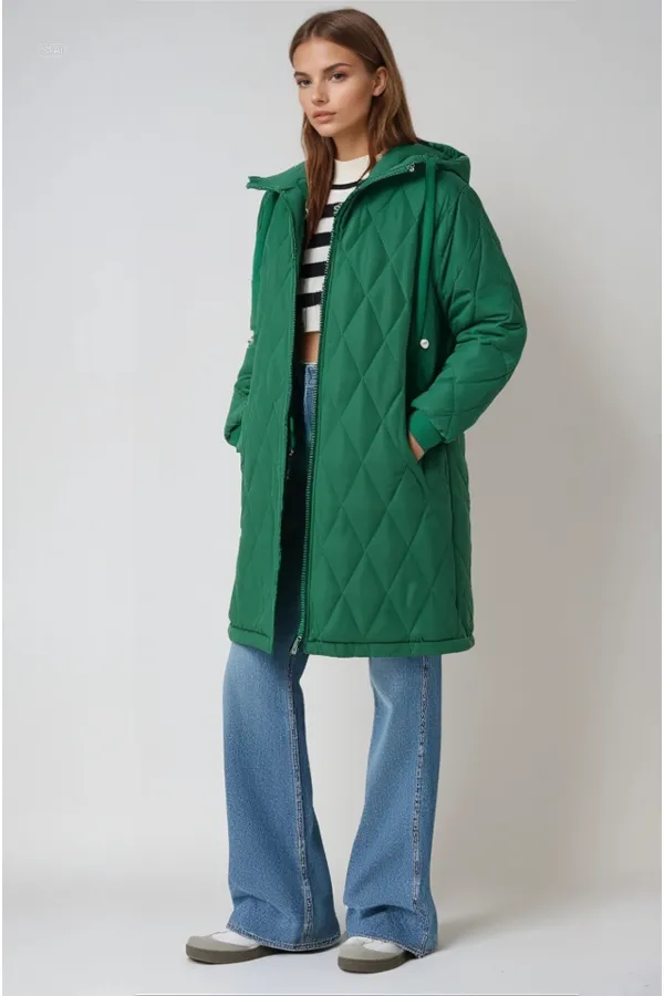 Kadın Zümrüt Yeşili Kapitone Uzun Şişme Mont HZL22W-BD151381