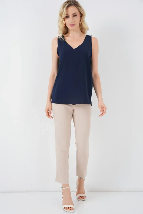 V Yaka Sıfır Kol Bluz 950 - Lacivert