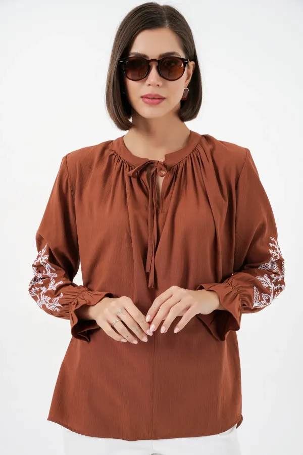 Chemisier brodé en maille pour femme 941 - Terracotta