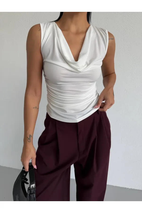 Kadın Beyaz Degaje Yaka Yanlardan Drapeli Sandy Bluz HZL25S-FRY123131