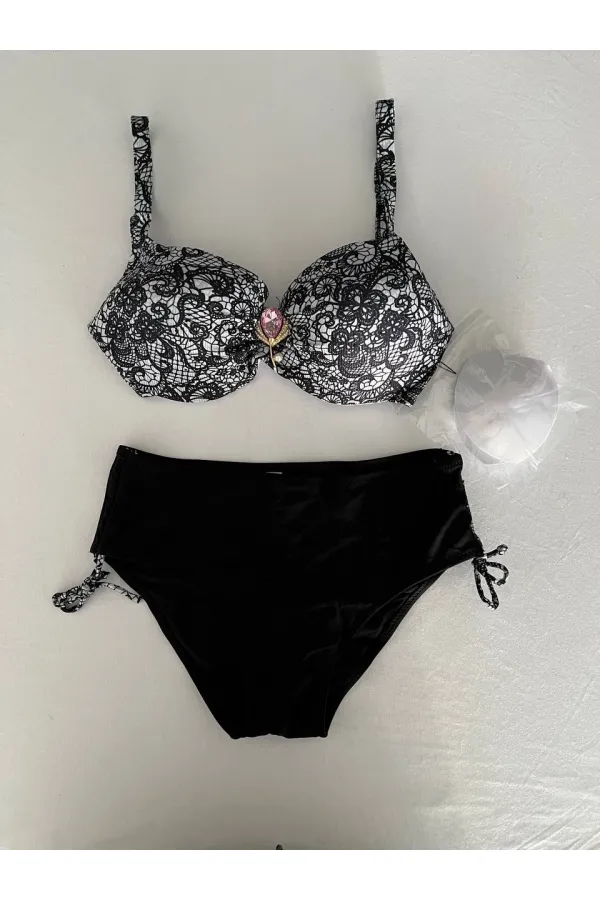 Kadın Siyah Taş İşlemeli Toka Aksesuarlı Bikini Takım HZL25S-LC3311