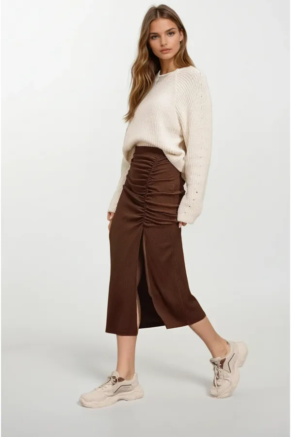 Kadın Kahverengi Beli Lastikli Yırtmaçlı Uzun Etek HZL22S-BD118801