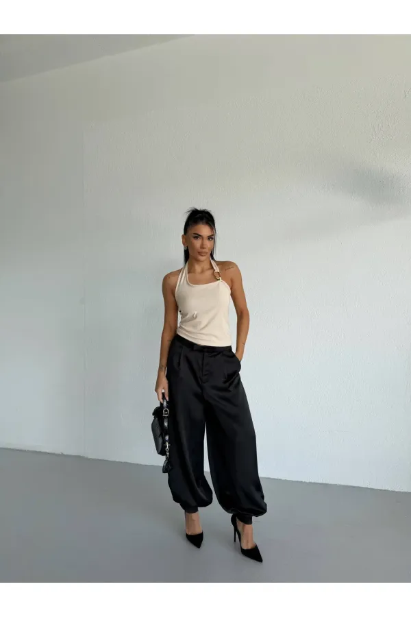 Kadın Bej Ottoman Kumaş Halter Yaka Toka Detay Bluz HZL26W-FRY123321