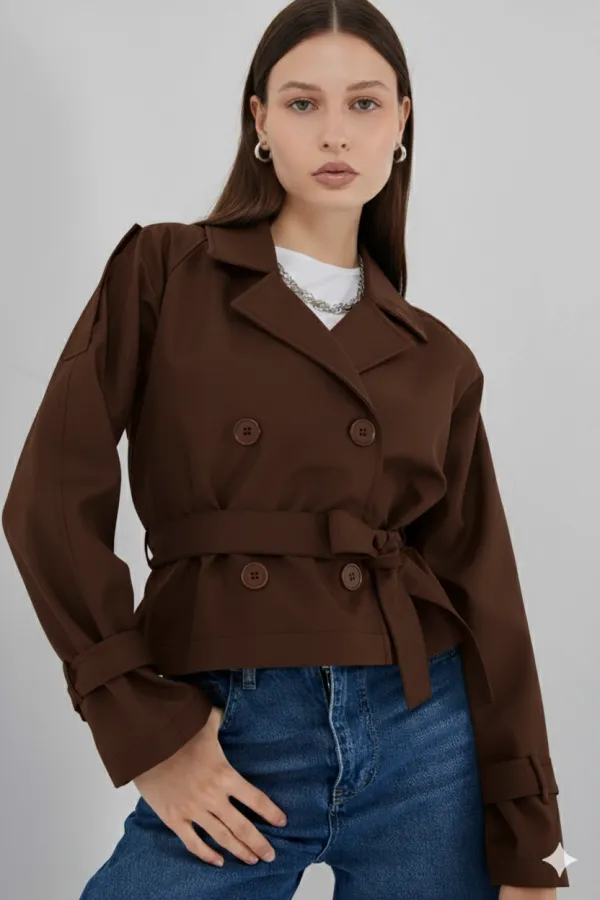 Trench-coat court marron à double boutonnage et ceinture pour femme, doublé HZL25W-BD159701