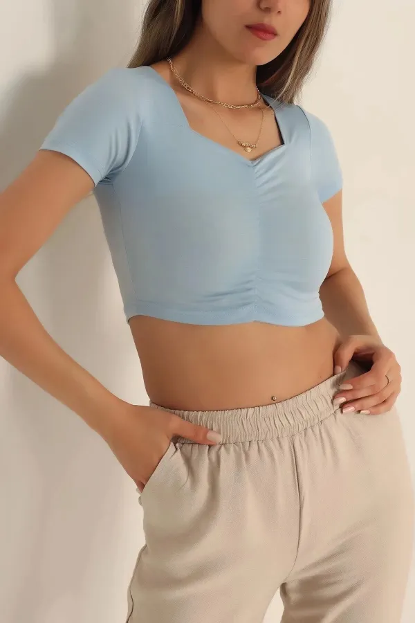Kadın Buz Mavi Kare Yaka Ön Büzgülü Crop Bluz HZL23S-SND120151