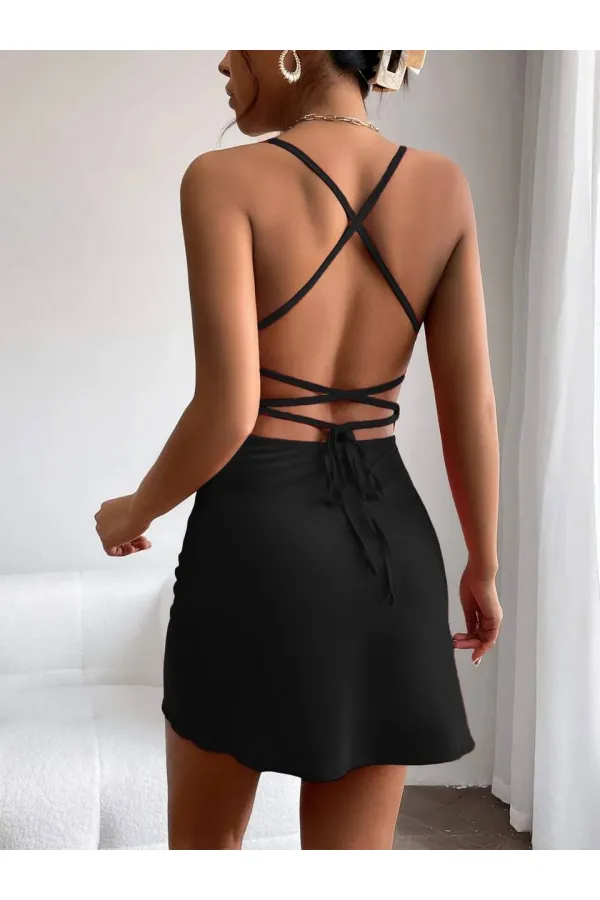 Kadın Siyah Saten Kumaş Sırt Dekolteli Mini Elbise HZL24S-FRY120541