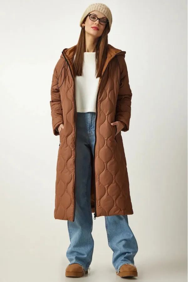 Kadın  Çikolata Kapüşonlu Kapitone Uzun Şişme Mont HZL24W-BD151771