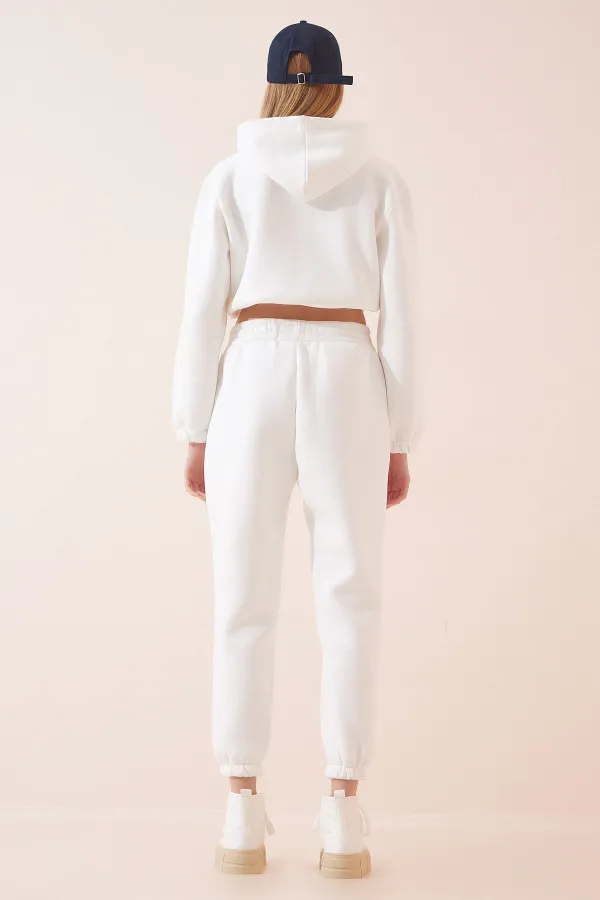Kadın Beyaz Kapüşonlu Baskılı Polarlı Üstü Crop İçi Şardonlu Eşofman Takımı HZL23W-BD1553971