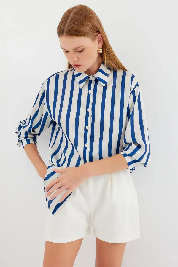 Chemise en satin légèrement drapée 3964 - Bleu marine foncé