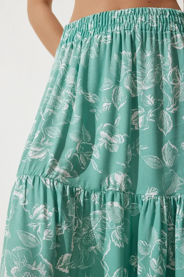 Kadın Yeşil Çiçek Desenli Beli Lastikli Volanlı Uzun Viskon Etek HZL24S-BD180071