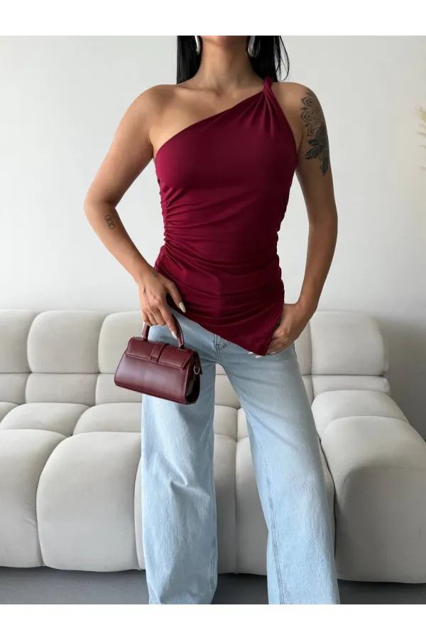 Kadın Bordo Tek Omuz Asimetrik Kesim Sandy Bluz HZL25S-FRY123241