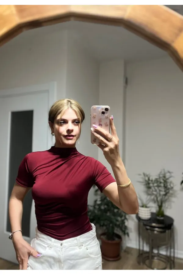 Kadın Bordo Büzgü Detay Yarım Kol Sandy Bluz HZL25S-FRY121741