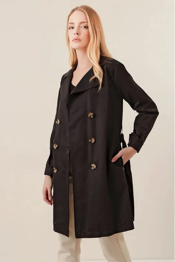 Trench-coat court noir à double boutonnage pour femme, non doublé, confortable et de saison, avec ceinture (HZL23S-BD158641)