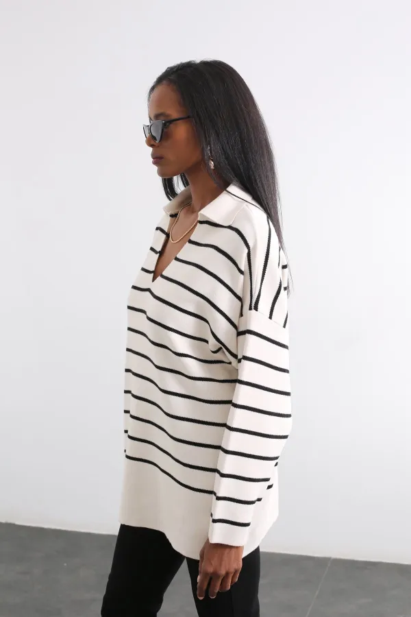 Pull col polo rayé écru noir pour femme HZL25W-BD1100841